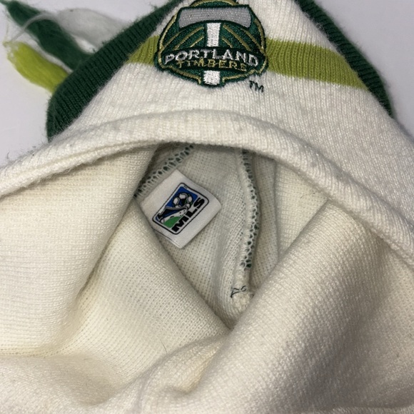 MLS Portland Timbers winter hat with ear cover - Picture 3 of 3